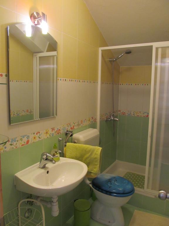 Apartment Danese Проманья Номер фото