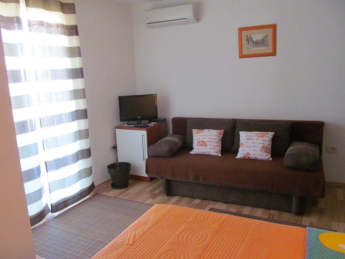 Apartment Danese Проманья Экстерьер фото
